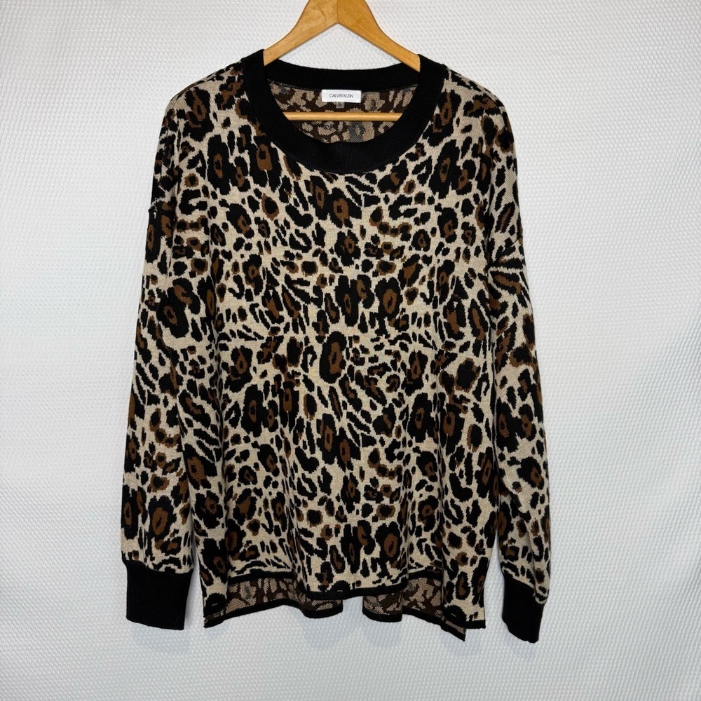 CALVIN KLEIN Sz XL Jacquard Leopard Print Crewneck Sweater Like New